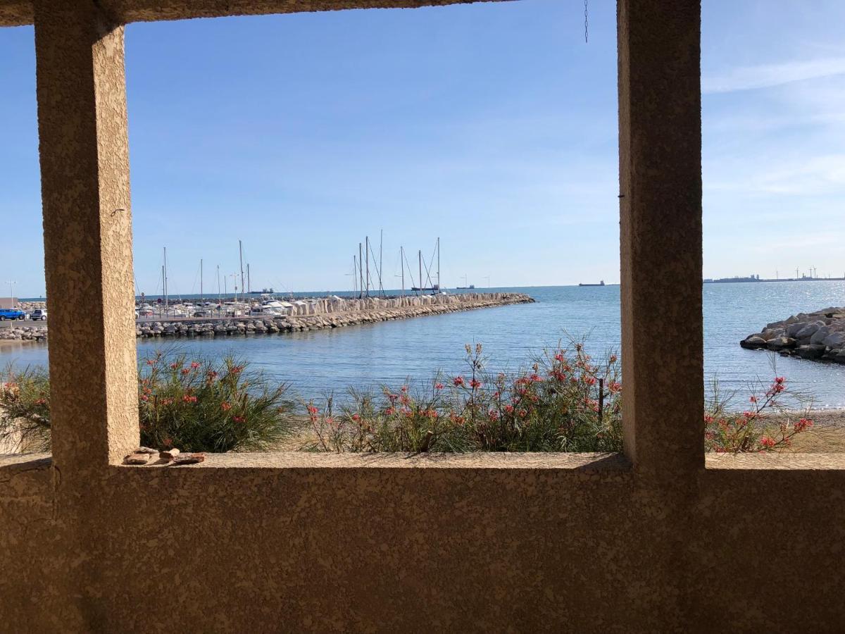Appartement En Bord De Mer โฟส์-ซูร์-แมร์ ภายนอก รูปภาพ